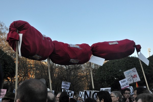 La Plataforma contra la Privatización del Canal de Isabel II reclama a la justicia que no haga distinciones entre «chorizos» de primera y de segunda